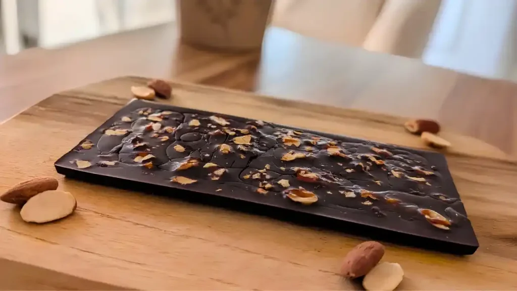 Ma recette de tablette au chocolat maison : intense, facile et gourmande par en-cuisine-avec-julie.com